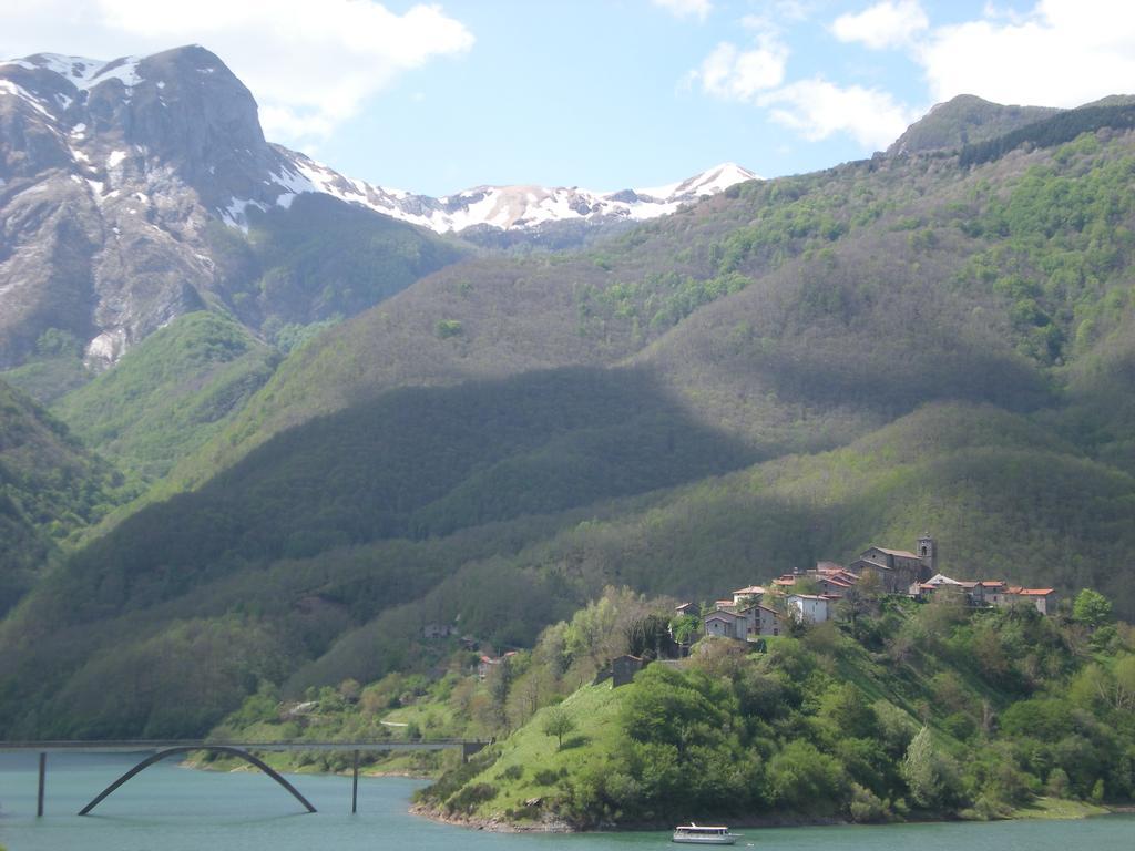 Hotel Agriturismo Braccicorti Pieve Fosciana Exteriér fotografie